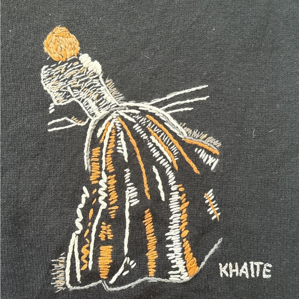 Khaite 100% cashmere Sweater with handmade Embroidered Design - Picture 5 of 7